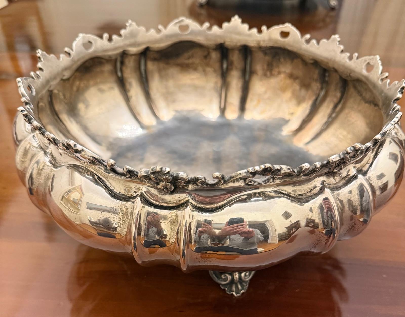 Frugoni Roma 800 Silver Centerpiece (1092g)