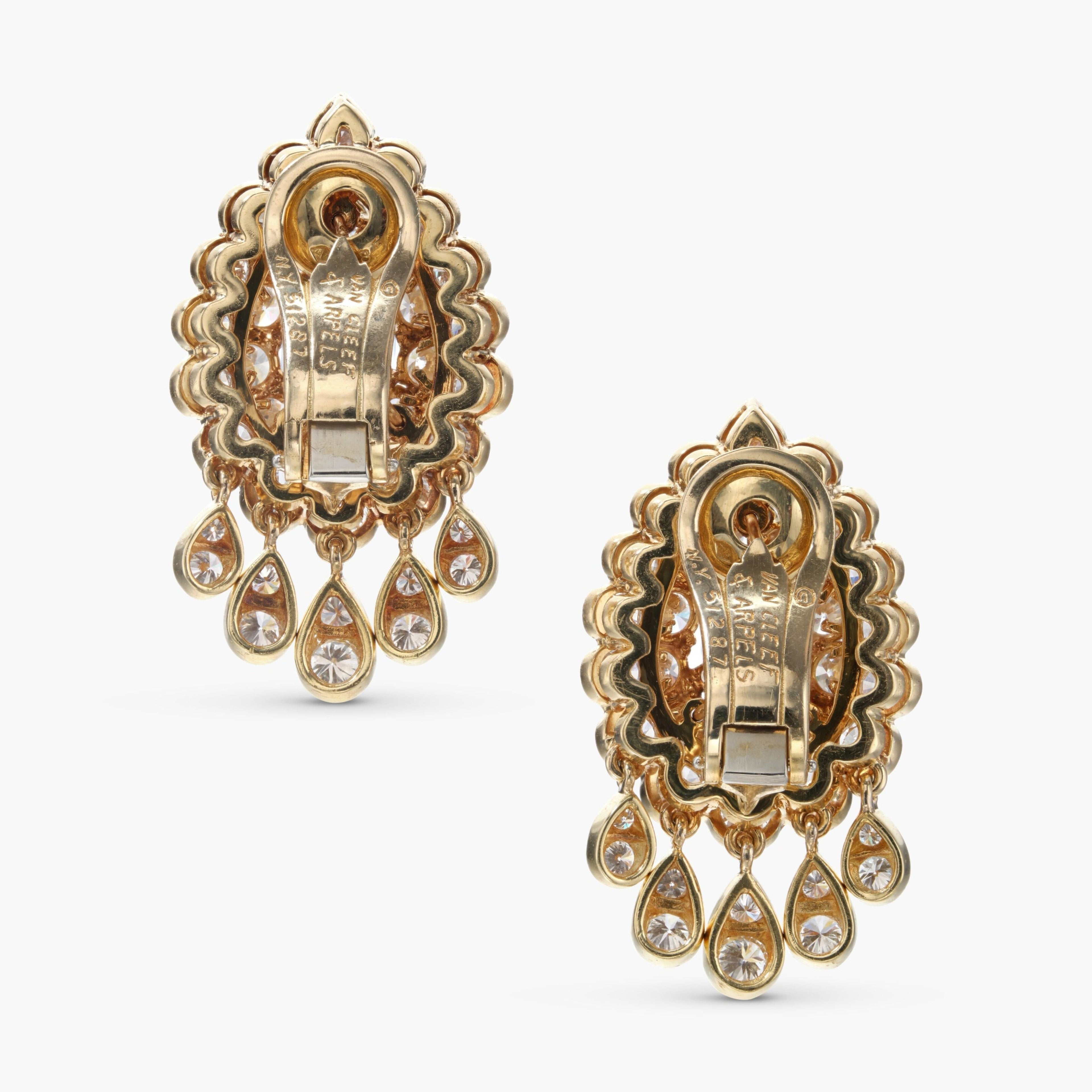 Van Cleef & Arpels ‘Trévise’ Diamond Earclips | Vintage 1980s | 14K Gold