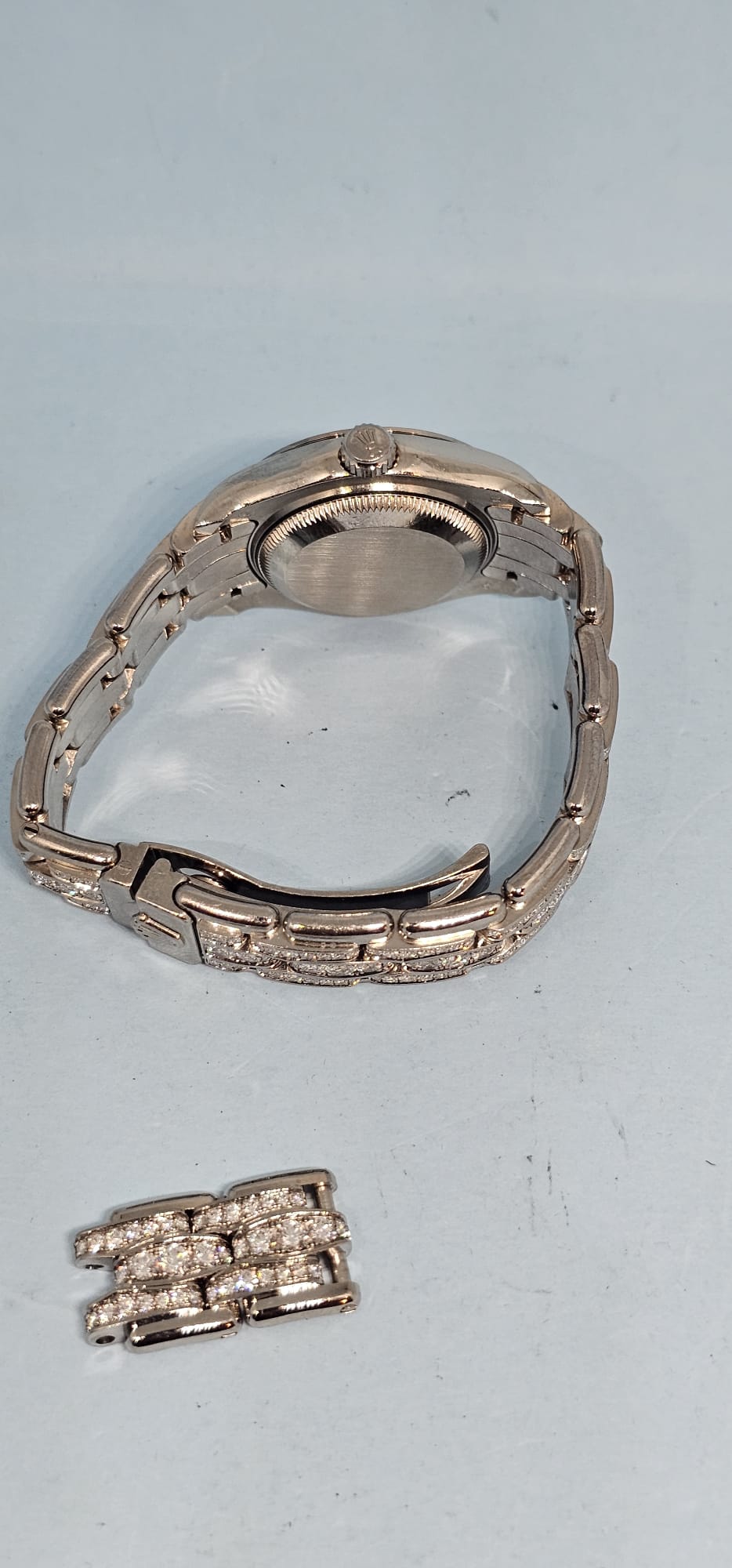 Rolex Lady-Datejust 26mm Custom Diamond Watch – Champagne Dial